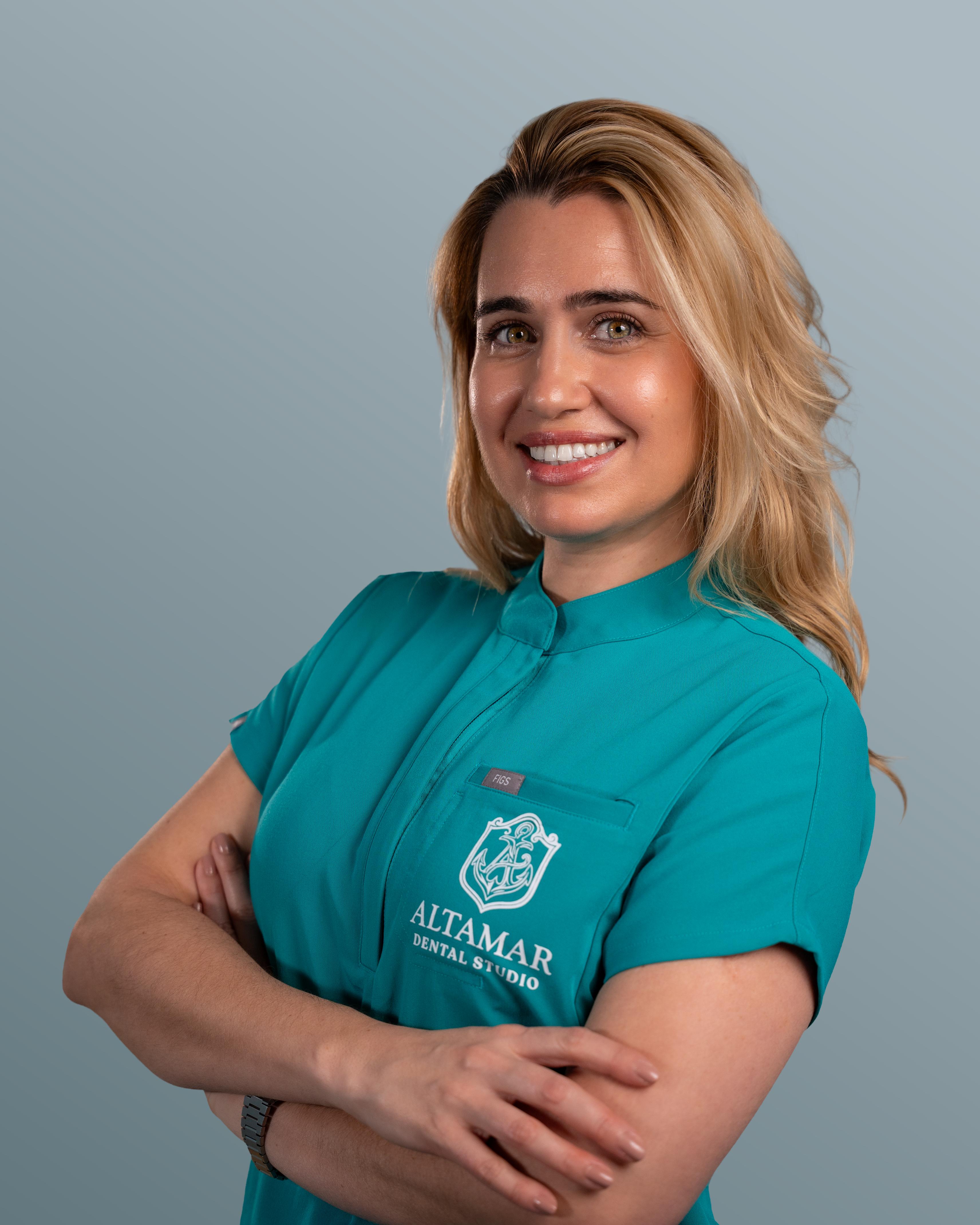 Dr. Shirley Marquez