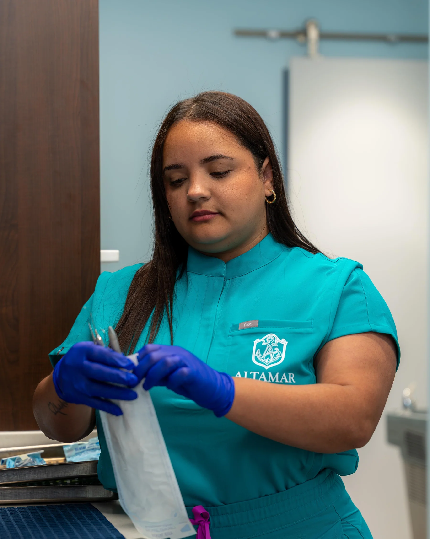 Patient care at Altamar Dental Studio